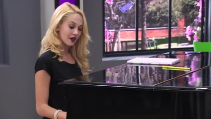 Violetta 2 - Ludmila y Vilu cantan Si Es Por Amor
