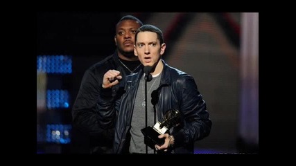 New (2011) Eminem feat Just Blaze - Fly Away