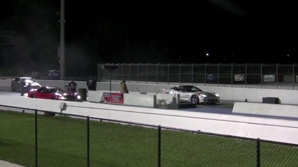 Drag - Viper Vs. Corvette 