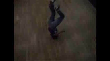 Girl Break Dance