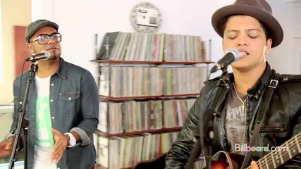 Studio Version Bruno Mars - Grenade Live + Hd