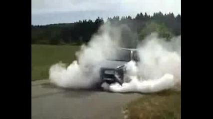 Golf 3 Supercharger burnout.