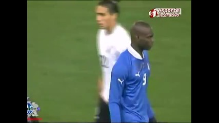 Стара фланелка, нова фланелка за Марио Балотели