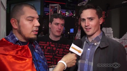 Man Hugs at Gamespot Booth E3 2012