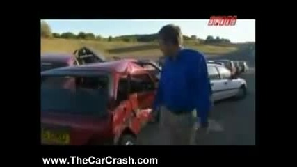 Колко коли е способен да смаже Мерцедес W126 500sel - Crash Test