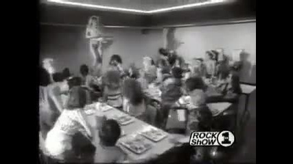 Van Halen - Hot For Teacher 