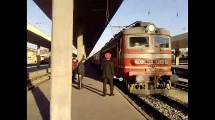 8612 тръгва от гара Пловдив 