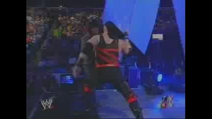Wwe Raw Kane Прави Задушаващо На Bishoff