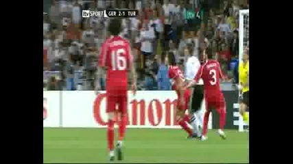 Германия - Турция - Голът На Klose