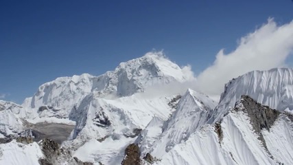 Красиви кадри на Хималаите, заснети от над 6000 метра височина