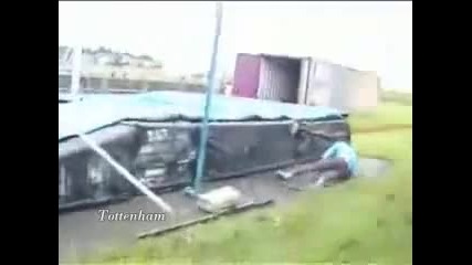 Размазващ смях с Идиоти 2