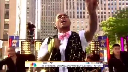 Страхотно изпълнение на Chris Brown - Forever ( Today Show - 15.07.2011 )