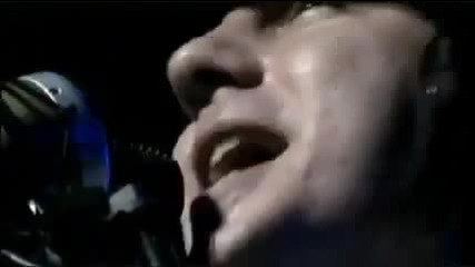 Three Days Grace - Riot (live at Kroq Almost Acoustic Christmas 2009) 