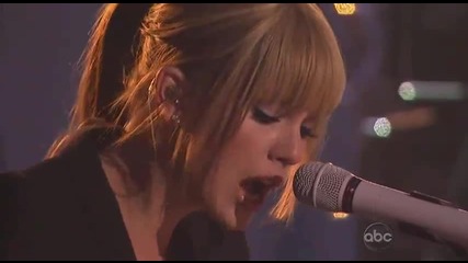 Taylor Swift - Back To December Amas 2010 Live 