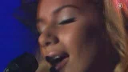 Leona Lewis - Bleeding Love (live @ Bambi 2008 Awards)