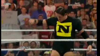Raw 30.08.10 - Nexus attack The Undertaker (900th episode) 
