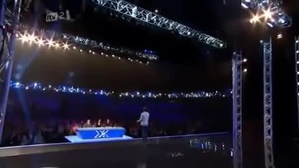 Louis_tomlinson_x_factor_2010_au