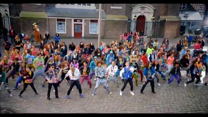 Far East Movement - Live My Life ft. Justin Bieber