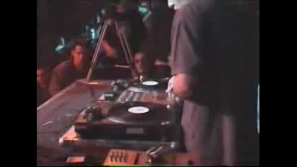 Dj Trouble