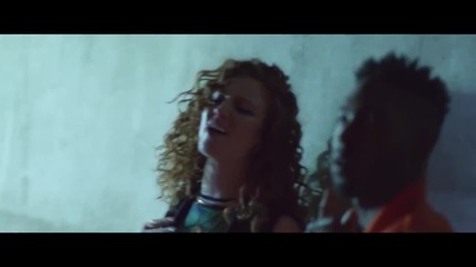 Tinie Tempah ft. Jess Glynne - Not Letting Go (official 2o15)