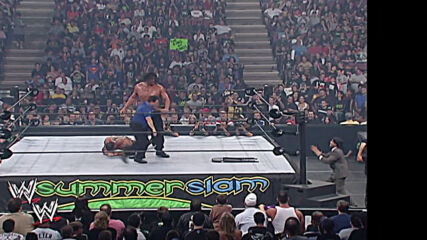 The Great Khali vs. Batista - World Heavyweight Title Match: SummerSlam 2007 (Full Match)