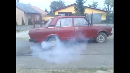 lada 2105 burnout 1500cm3 75hp