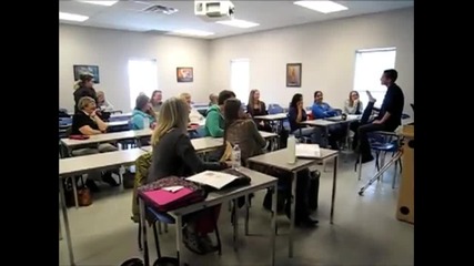 Момиче след преживяна травма шокира с трик приятелите си!