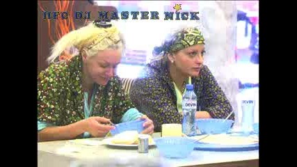 Давид се пробва да разведри обстановката с песен Big Brother Family 27.04.2010 