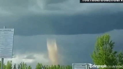 Турнадо в Франция !?