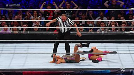 Becky Lynch vs. Charlotte Flair - SmackDown Women's Title Match: WWE Super Show-Down 2018 (Full Match)
