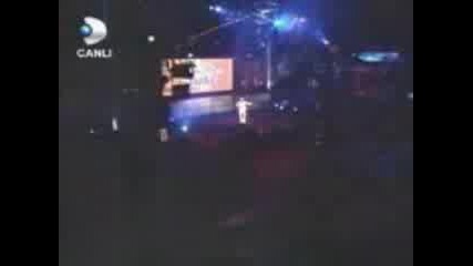Tarkan - Bu Sarkilar Da Olmasa Vbox7 