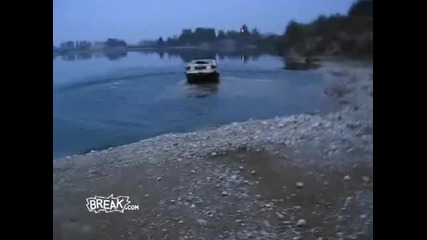 break - Шофиране в езеро 