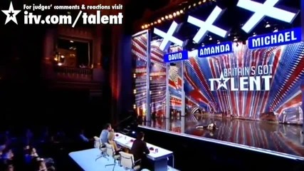 11 - годишния Гимнастик James Hobley - Britain's Got Talent 2011