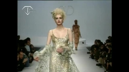 fashiontv Ftv.com - Valentino Fem Pe 1997 