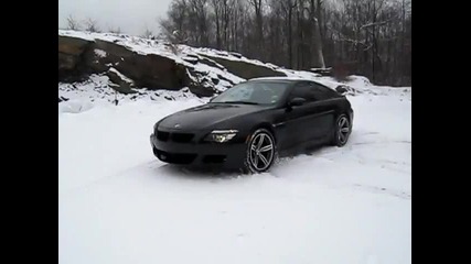 Bmw M6 дрифт в снега.