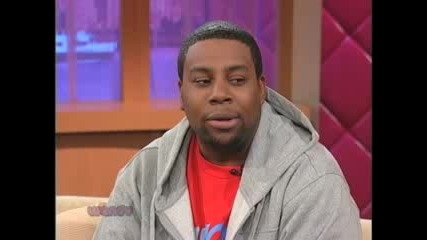 Kenan Thompson Says Shar Jackson Had Some Dry, Chapped Lips When He Kissed Her On - Screen! 