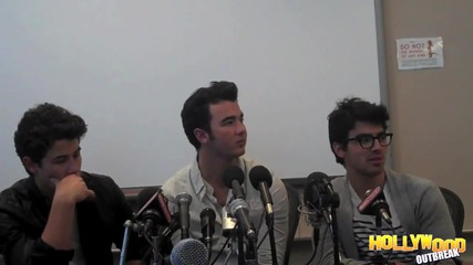 Jonas Brothers In Top 6 Brother Bands 