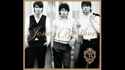 Jonas Brothers ft. Miley Cyrus ~ We got the party with us