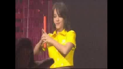 Alizee - DvdEn Concert - Part2