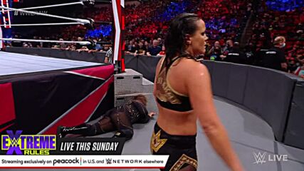Shayna Baszler vs. Nia Jax: Raw, Sept. 20, 2021