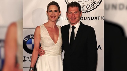 Bobby Flay and Stephanie March Are Officially Divorced