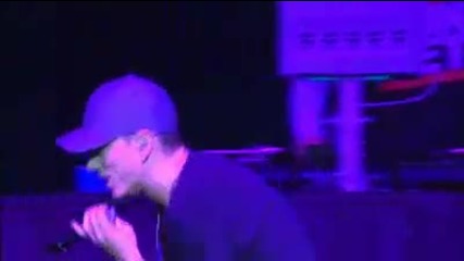 Eminem Live in Detroit - Crack A Bottle (relapse Concert 2009) 
