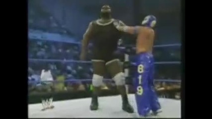 Mark Henry vs Rey Mysterio
