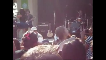 Off The Chain - Selena Gomez & The Scene 10 10 10 