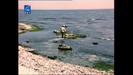 Българският сериал Дом за нашите деца, Сезон 3 - Неизчезващите (1988), 1 серия - Очакване [част 5]