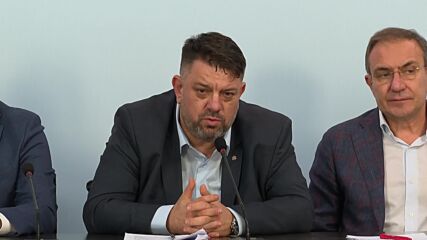 Изключиха Корнелия Нинова от БСП