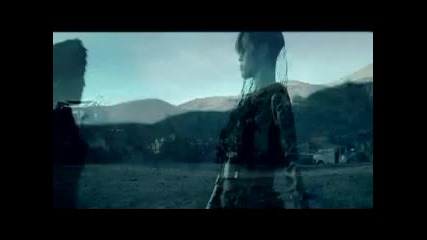 Rihanna - Hard (feat. Young Jeezy)