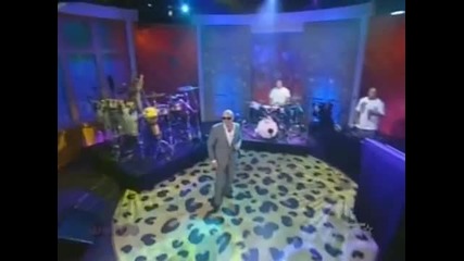 Pitbull - Calle Ocho / Hotel Room Service (The Wendy Williams Show Live) (ВИСОКО КАЧЕСТВО)