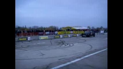 03.10.2007 Голф Vs Скайлайн