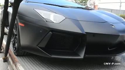 Lamborghini Aventador - Един голям звяр !